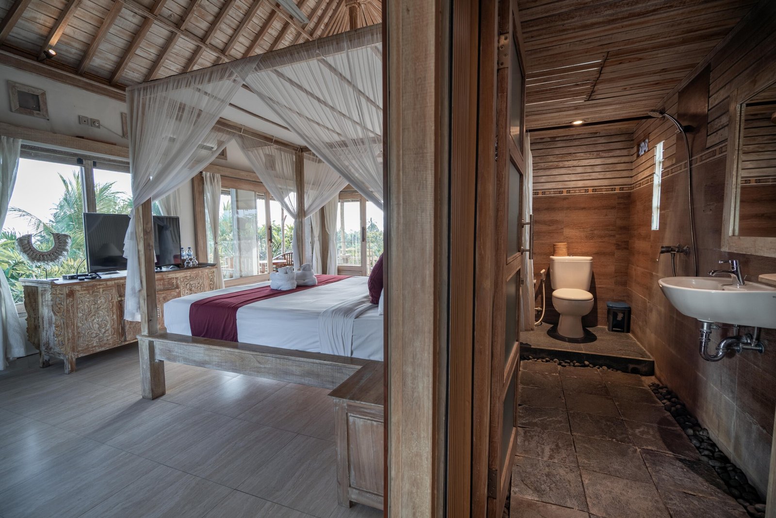 SHL00406-HDR