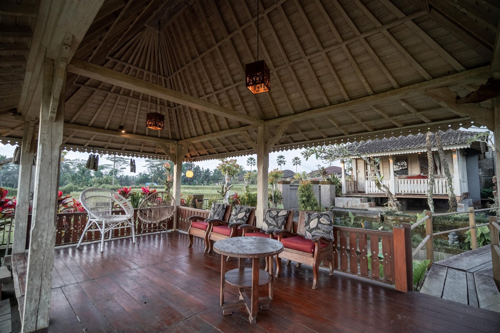 SHL00496-HDR